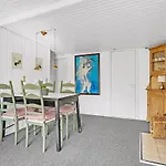Stunning In With Kitchen *