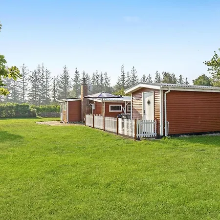 Stunning In With Kitchen Feriehus *