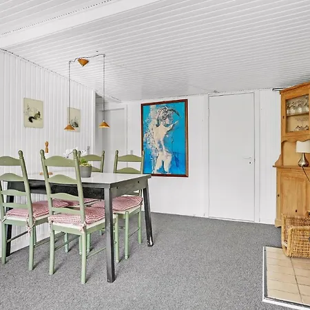 Stunning In With Kitchen *