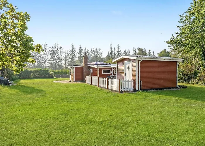 Stunning In With Kitchen Holiday home *