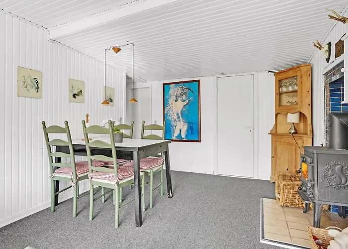 Stunning In With Kitchen *