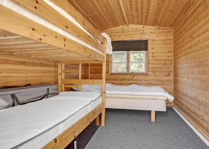 Casa de Férias Stunning In With Kitchen